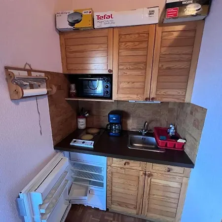 Chalet Mitoyen Au Coeur Des Pistes - Fr-1-593-98
